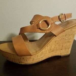 Franco Sarto strappy wedge, Size 7.5